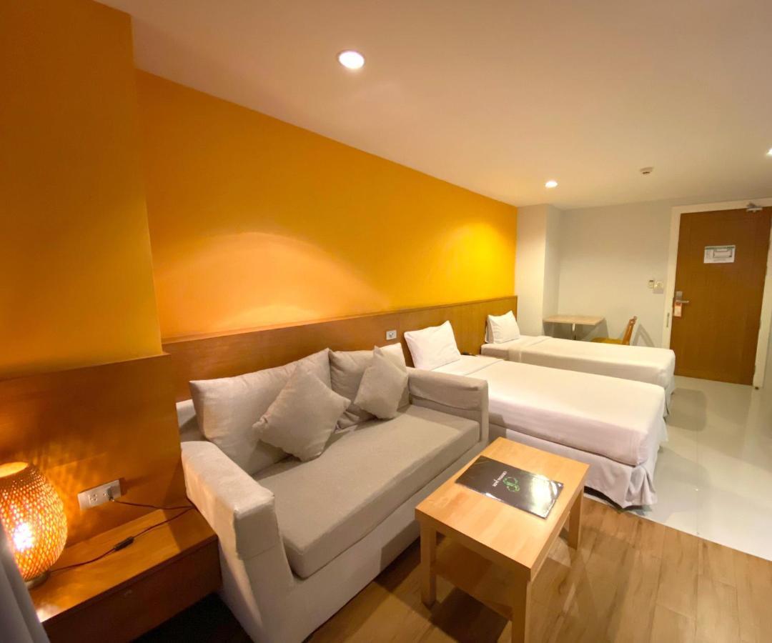 Crystal Jade Hotel Rayong Buitenkant foto