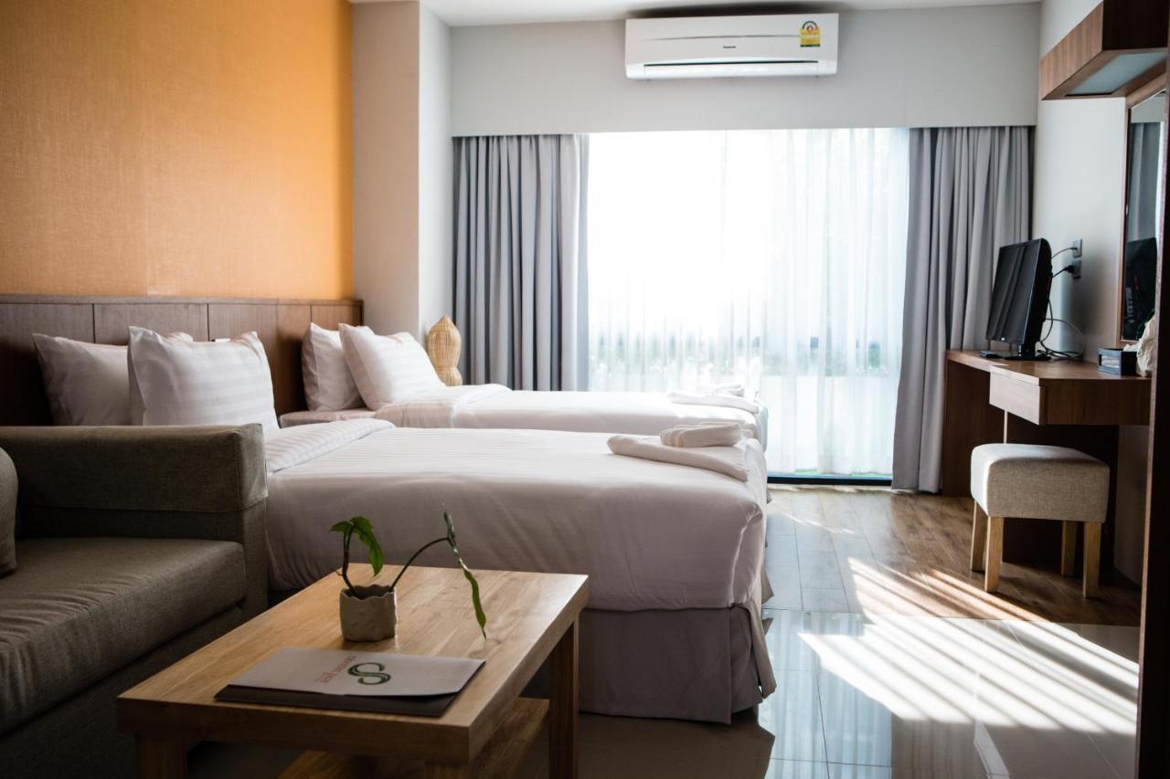 Crystal Jade Hotel Rayong Buitenkant foto