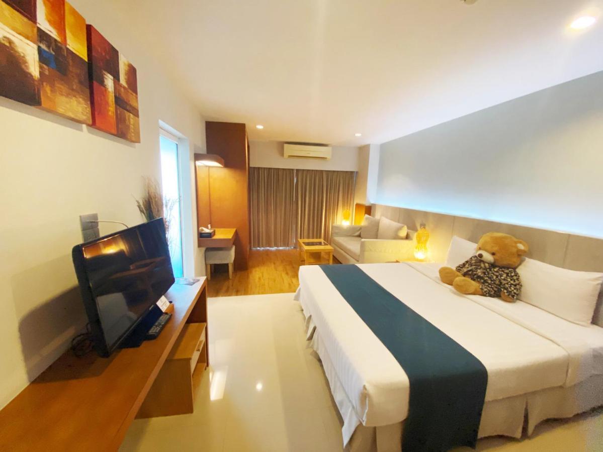 Crystal Jade Hotel Rayong Buitenkant foto