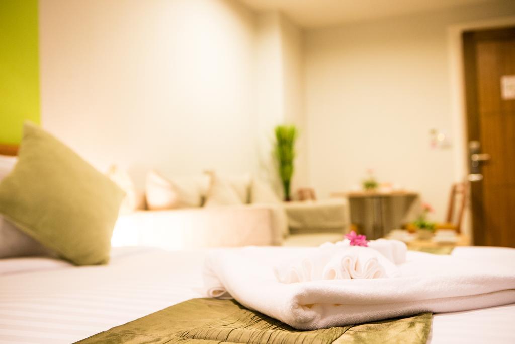 Crystal Jade Hotel Rayong Buitenkant foto