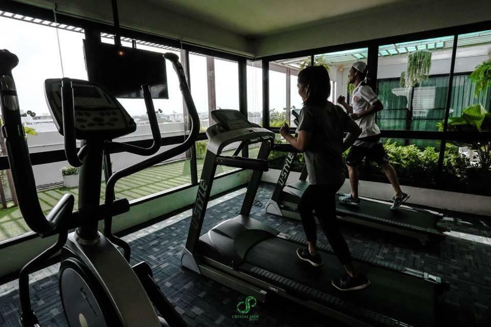 Crystal Jade Hotel Rayong Buitenkant foto